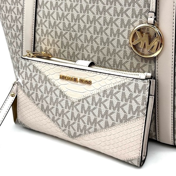 Michael Kors Pratt Large Signature Logo Tote Bag & Double Zip Wallet (NWT) - Picture 11 of 13